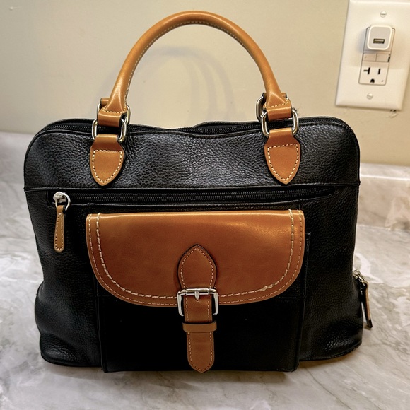 Giani Bernini Handbags - Giani Bernini handbag pebble leather front pocket and zipper pocket